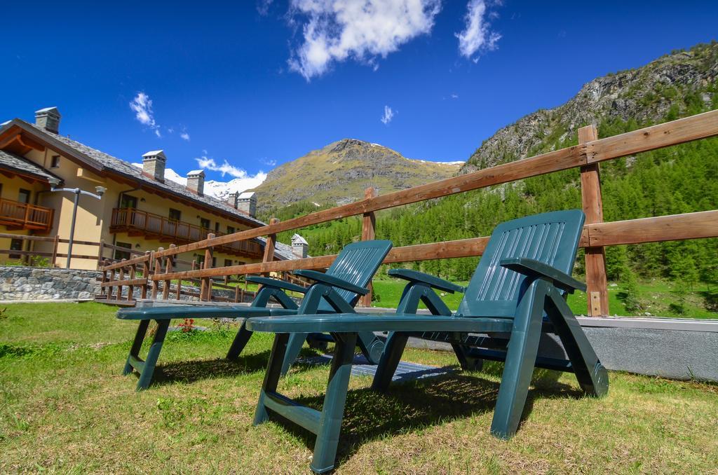 Appartamenti Residenza Anderbatt Gressoney-La-Trinite Ruang foto